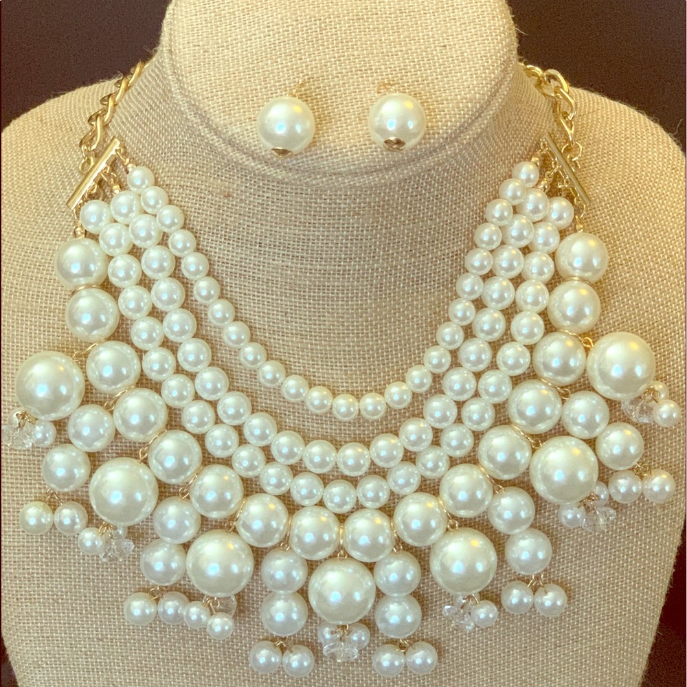 Beautiful Pearl necklace